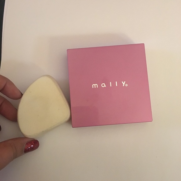 Mally Beauty Other - Molly face matte-icier